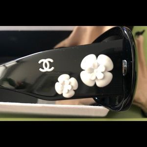 Authentic rate polarized Chanel gardenia